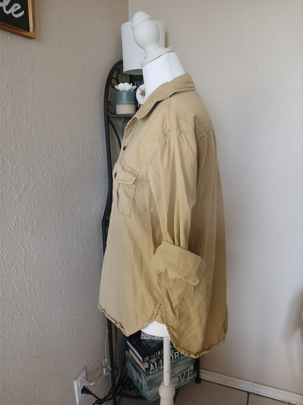 Madewell Women's Beige Button-Front Casual Shirt - Picture 4 of 7